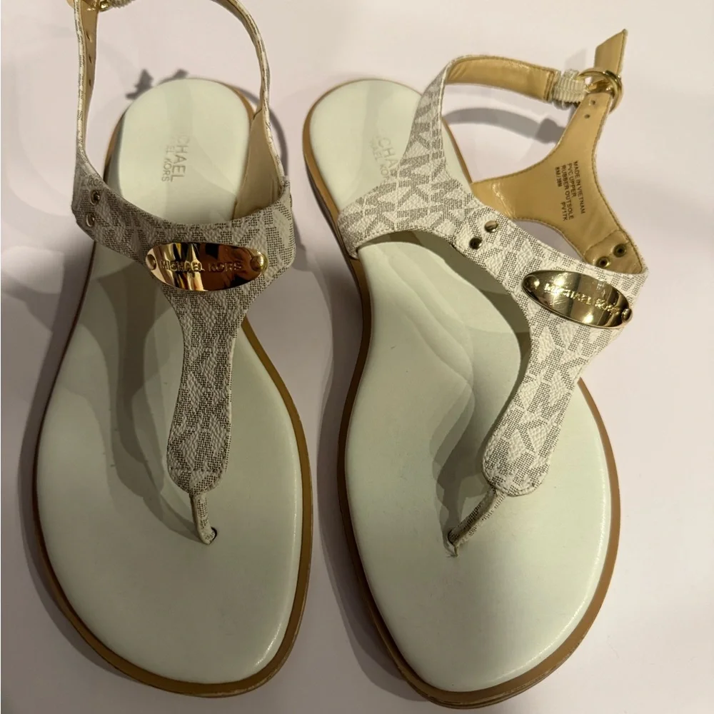 Michael Kors Cream and Gold Sandals - Picture 1 of 2